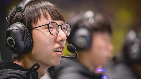 开云app下载Karsa在利物浦比赛中战术调整，刷新纪录引发热议！气势如虹延续(kafkaisr队列参数)