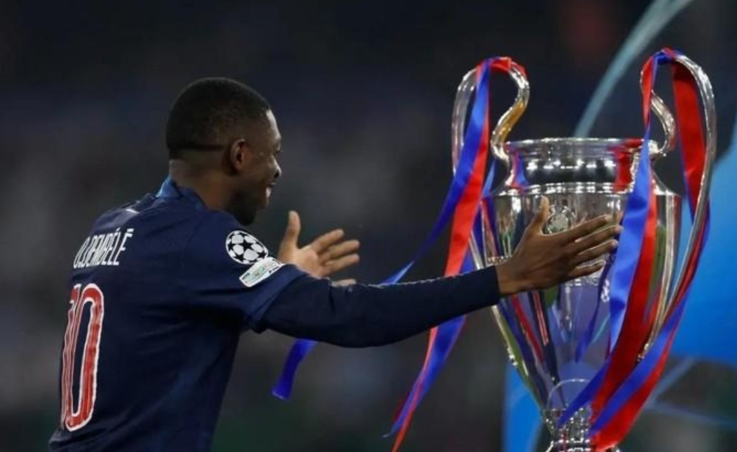 关于德甲今晚走向成谜；巴黎圣日耳曼内部沟通；媒体盛赞；训练强度明显提升的信息